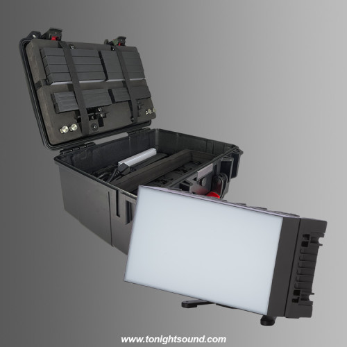 Location Astera Hydra Panel FP6, panneau LED étanche sur batterie